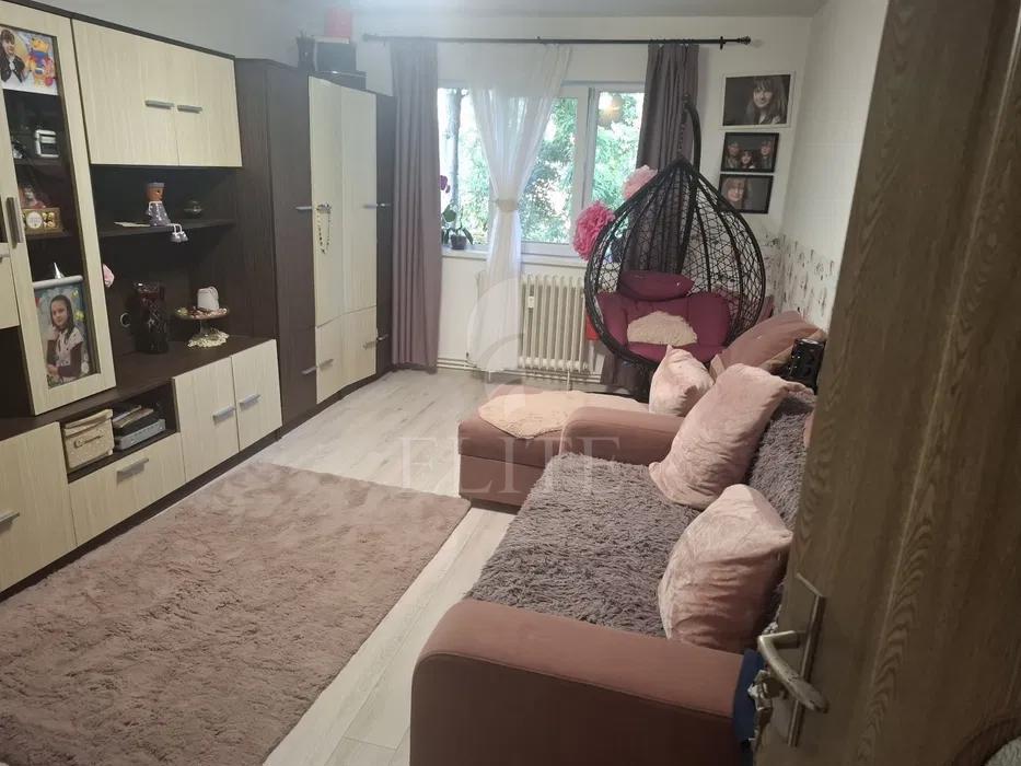 Apartament 3 camere în zona MEHEDINTI-1293073