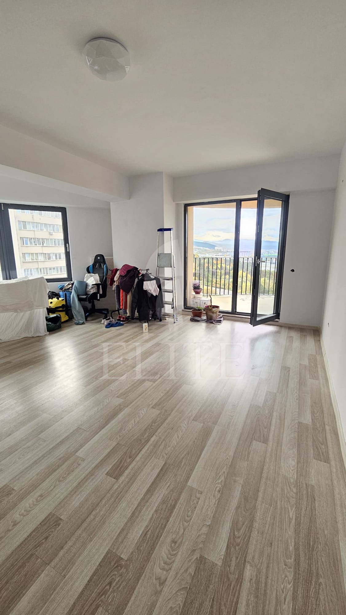 Apartament o camera în zona MAGAZINUL PENNY-1293545