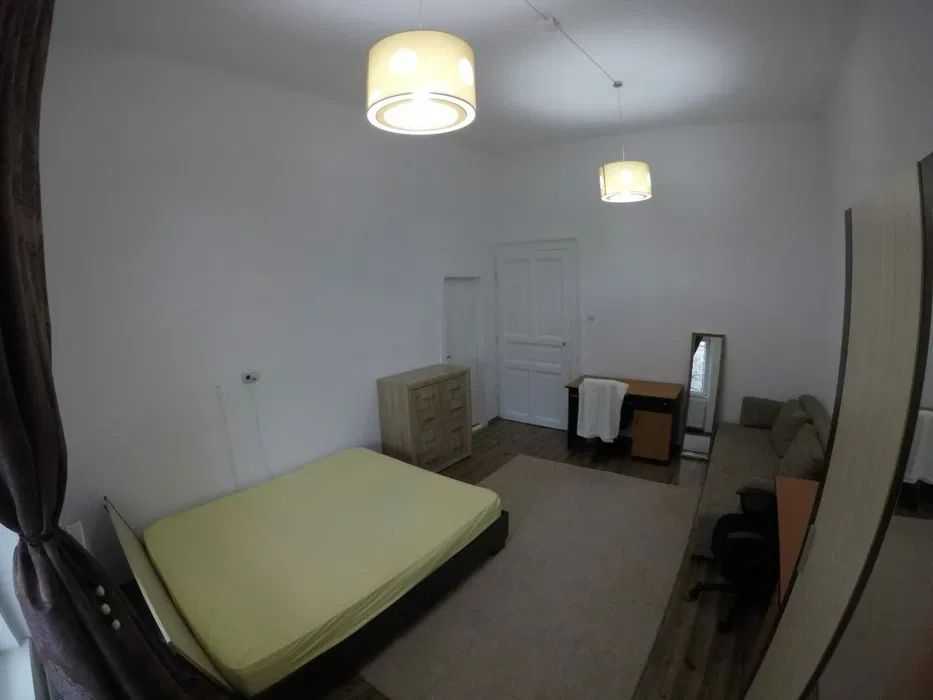 Apartament o camera în zona Centru-23256