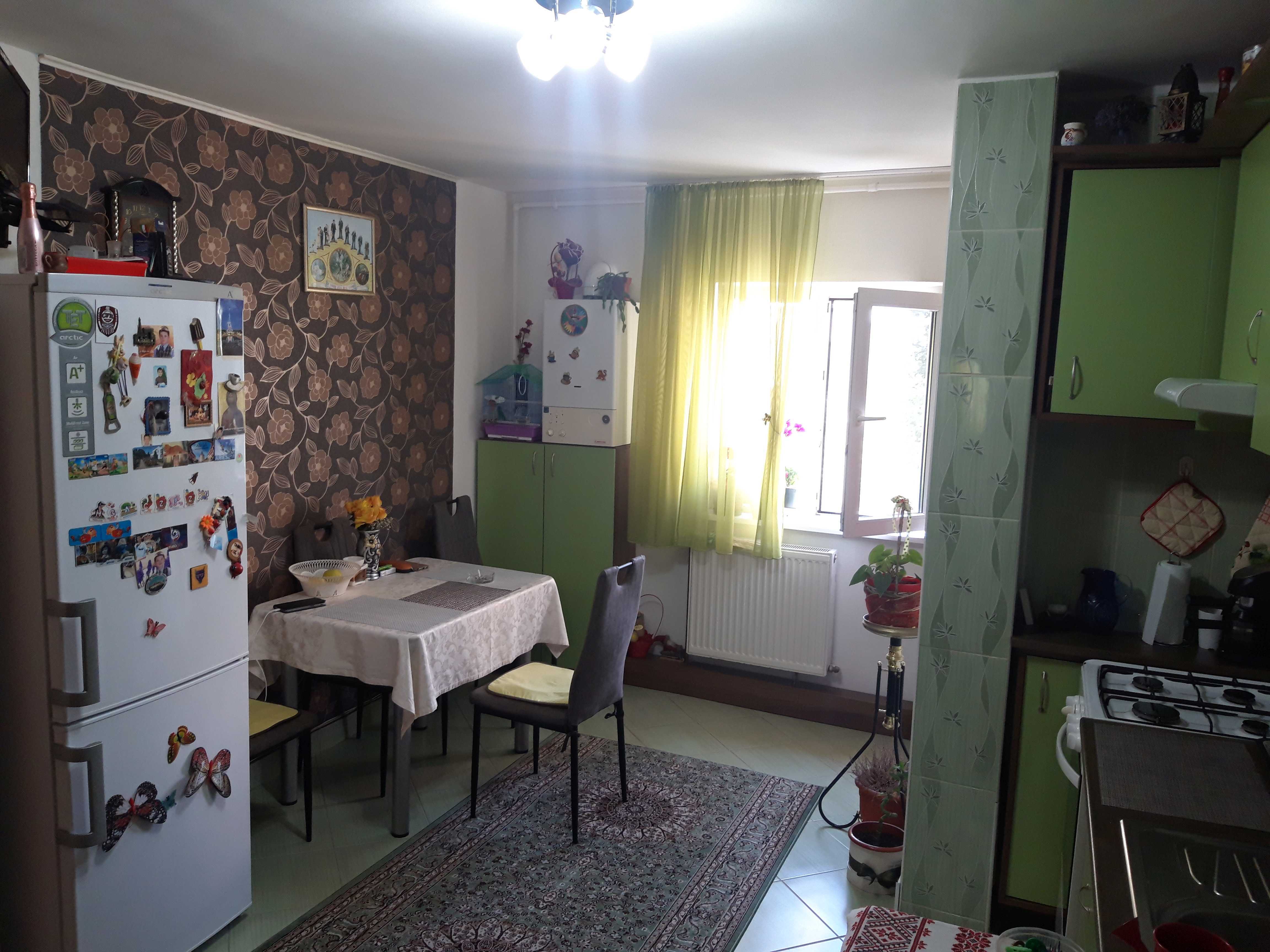 Apartament 3 camere în zona Aurel Vlaicu-429849