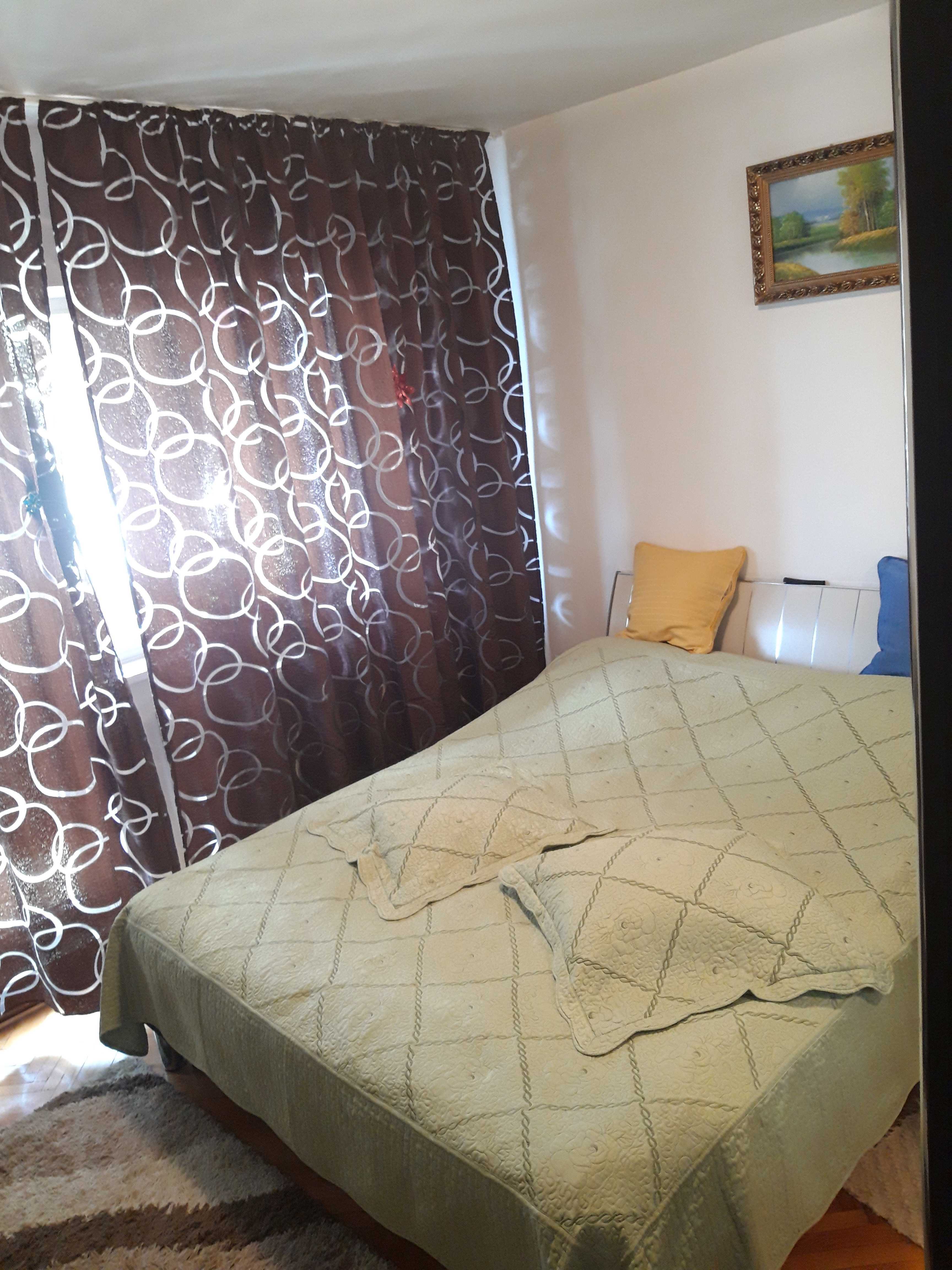 Apartament 3 camere în zona Aurel Vlaicu-429850