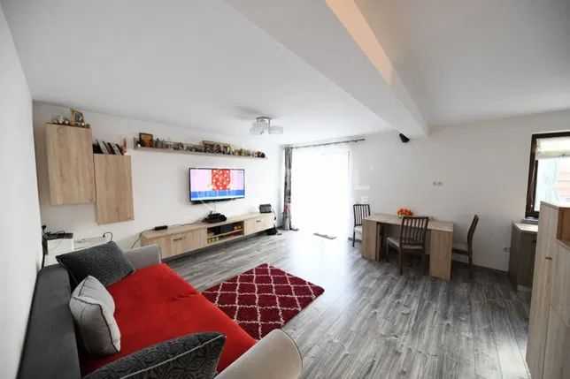 Apartament 3 camere în zona Borhanci-431289
