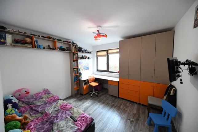 Apartament 3 camere în zona Borhanci-431290