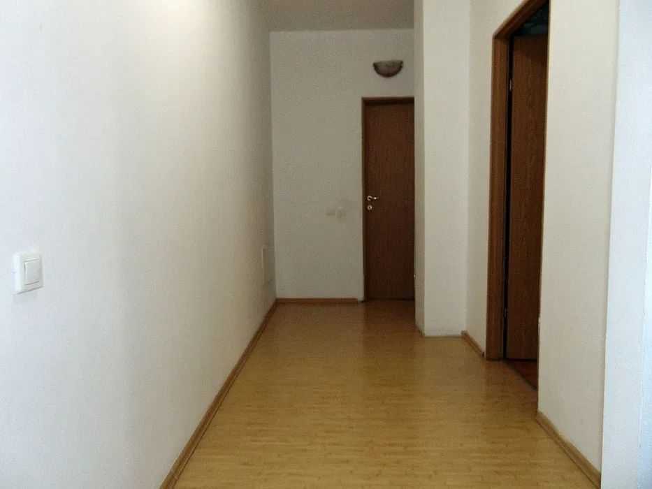 Apartament 3 camere în zona Colina-431943