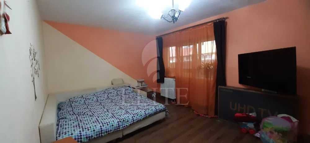 Apartament 3 camere în zona Bucuresti-512479