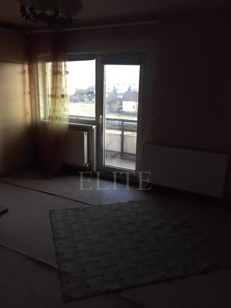 Apartament 4 camere în zona Aurel Vlaicu-591695