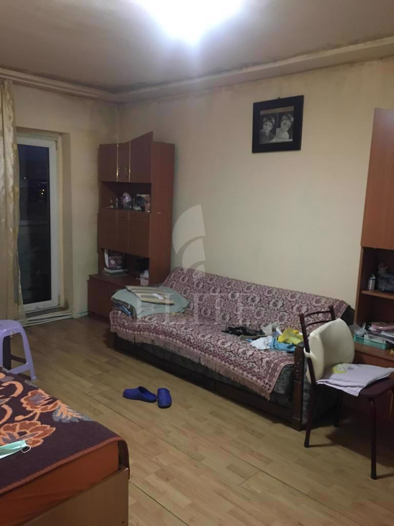 Apartament 4 camere în zona Aurel Vlaicu-591702