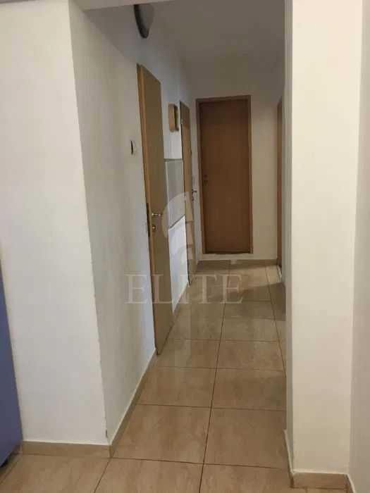 Apartament 3 camere în zona Aurel Vlaicu-631529