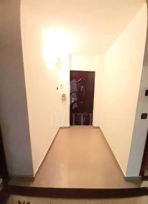 Apartament 2 camere în zona Aurel Vlaicu-659114