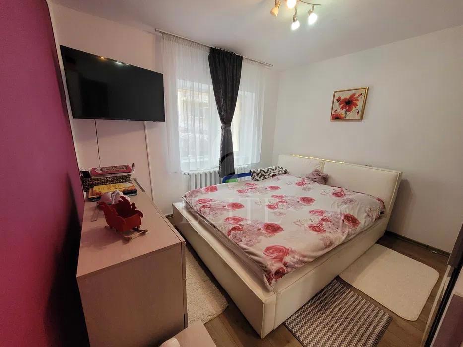 Apartament 3 camere în zona Zorilor-685036