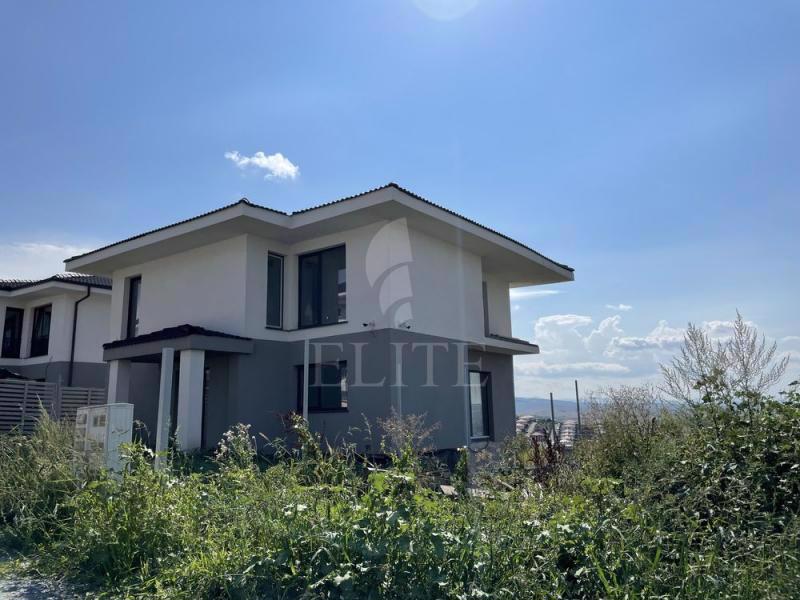 Casa 4 camere în zona DEZMIR-707611