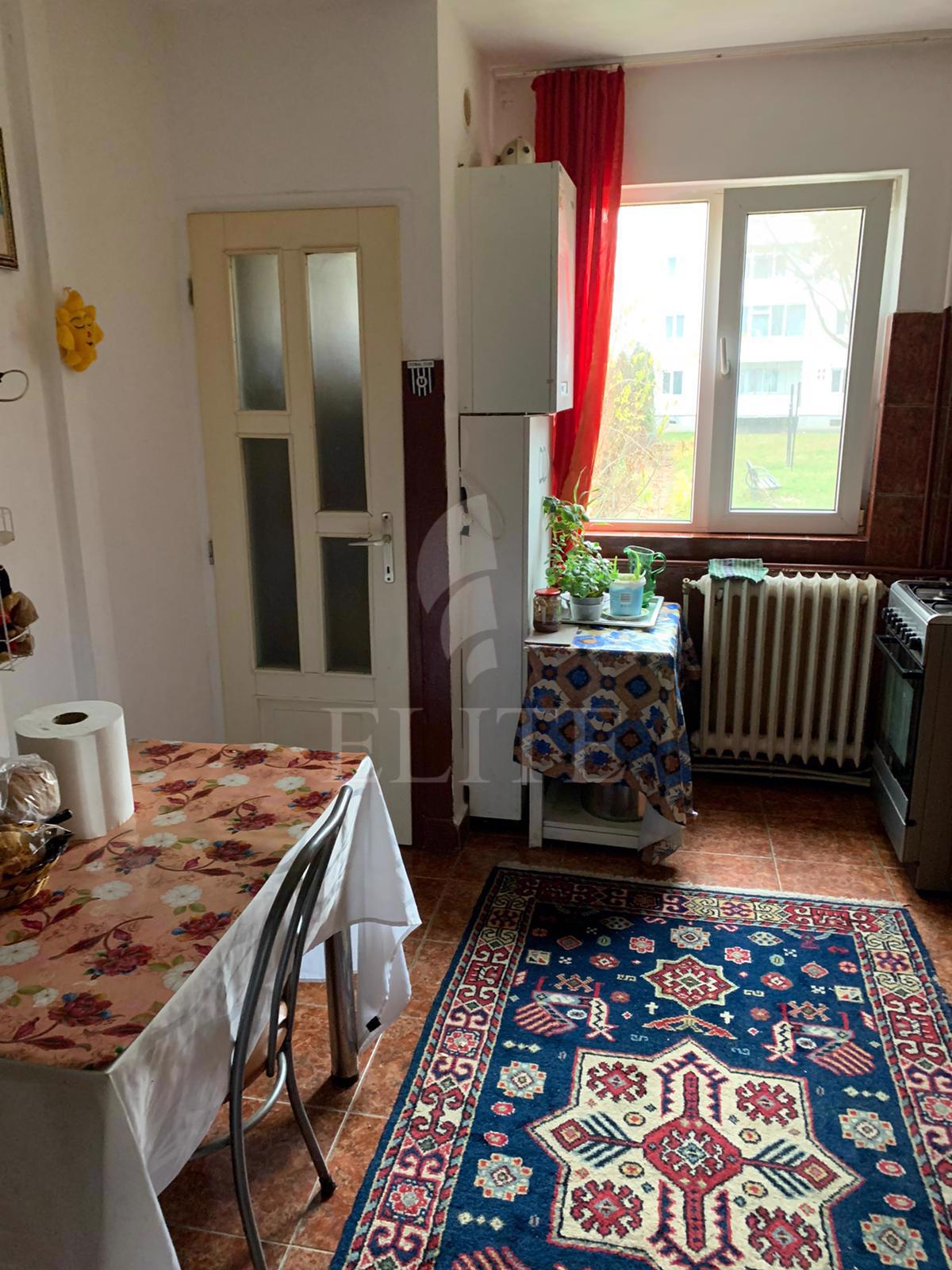 Apartament 3 camere în zona Grigore Alexandrescu-712970
