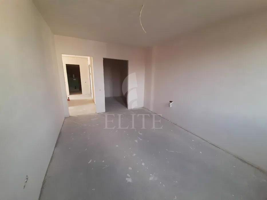 Apartament 3 camere în zona POD IRA-721906