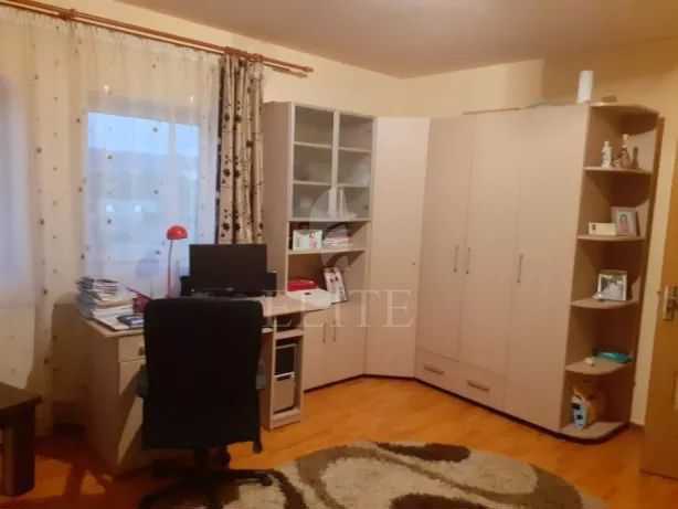Apartament 2 camere în zona Sobarilor-724996