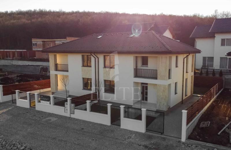 Casa 4 camere în zona FLORESTI-728071