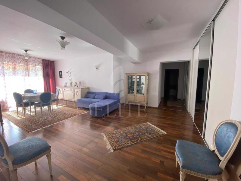 Apartament 3 camere în zona PLOPILOR-738228