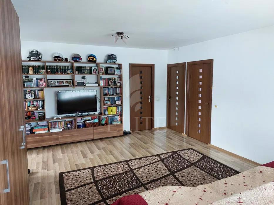 Apartament 3 camere în zona CAMPULUI-772841