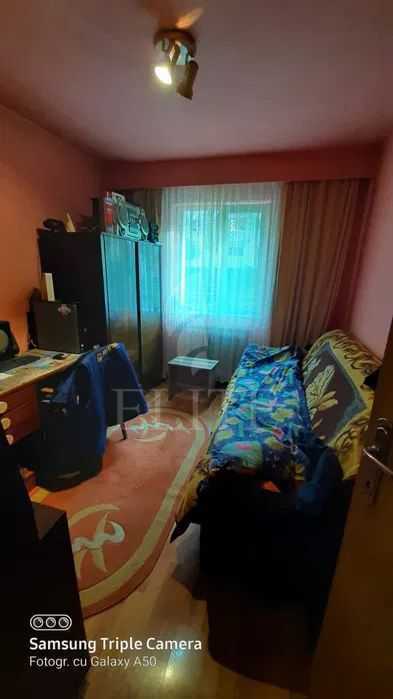 Apartament 3 camere în zona Ciucas-773012