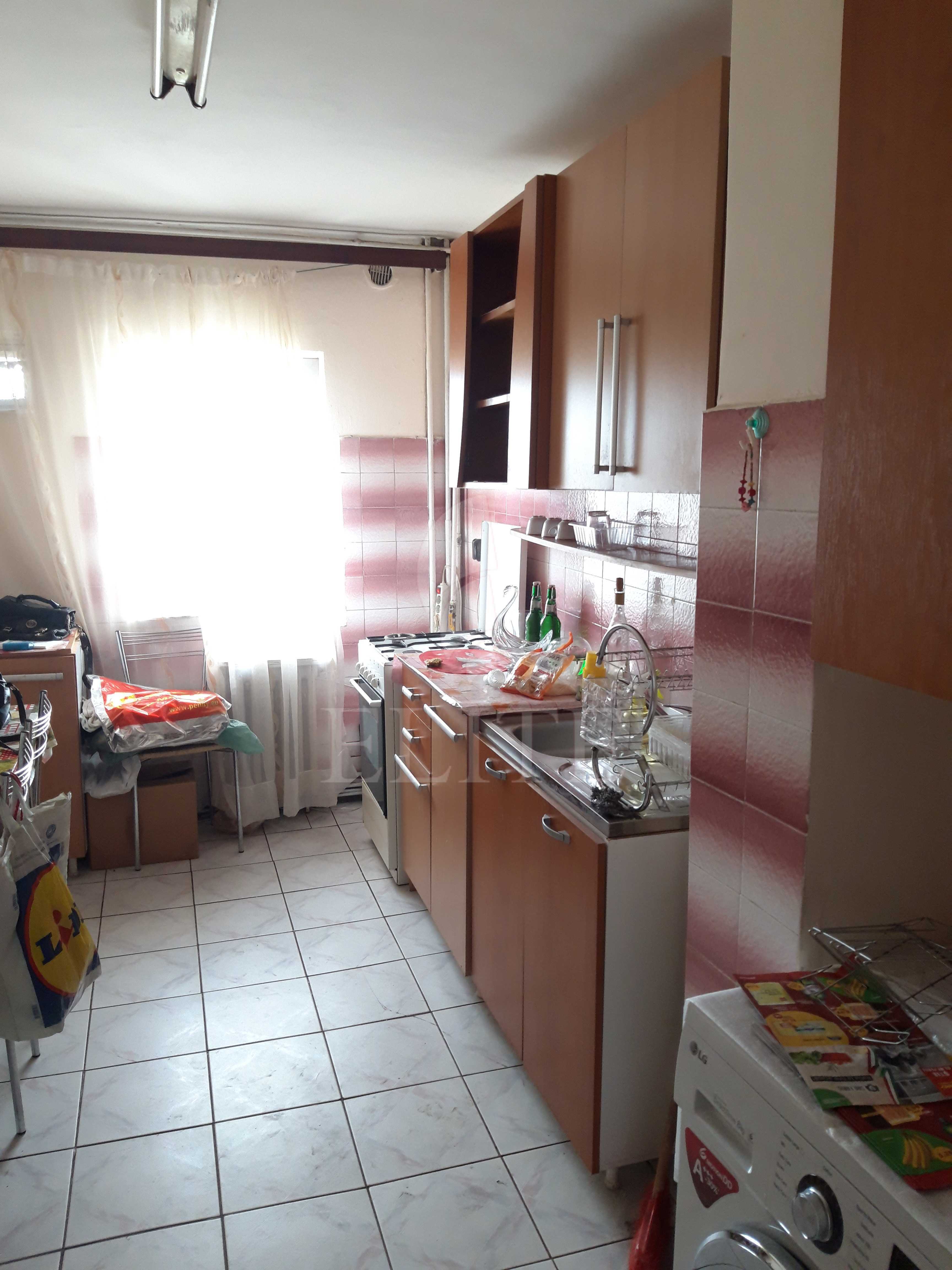 Apartament 4 camere în zona Grigore Alexandrescu-786154