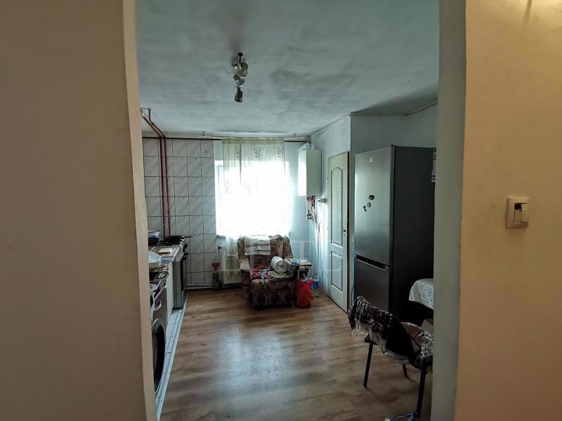 Apartament 3 camere în zona ZORILOR-830835