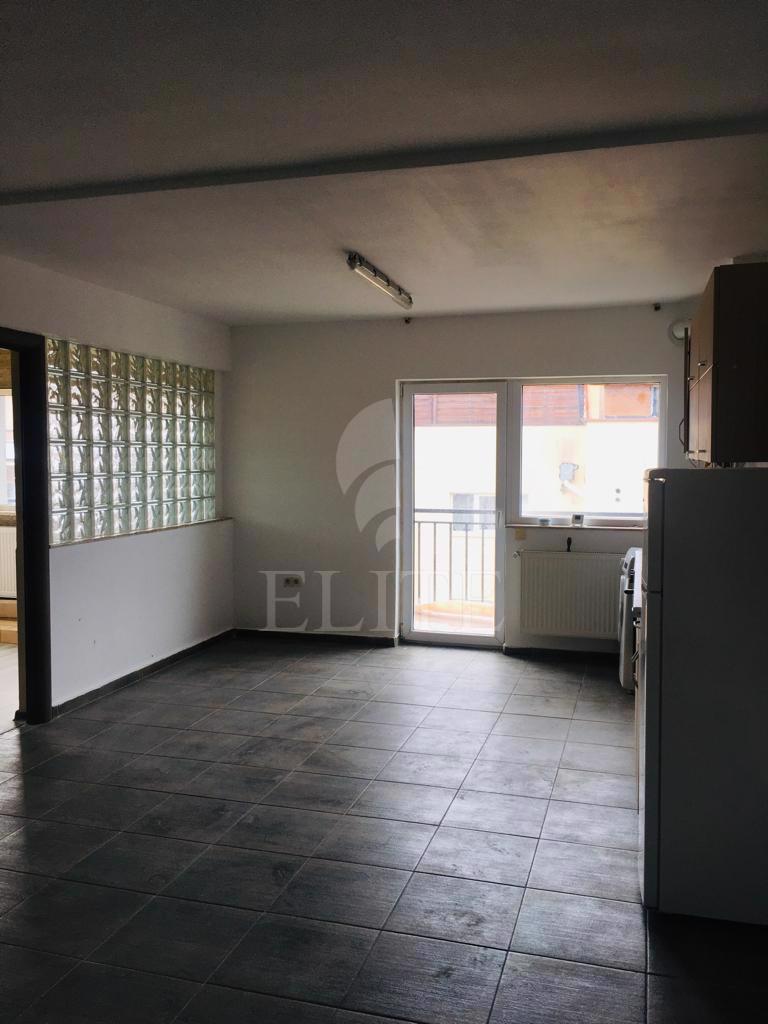 Apartament 3 camere în zona CALEA TURZII-857388