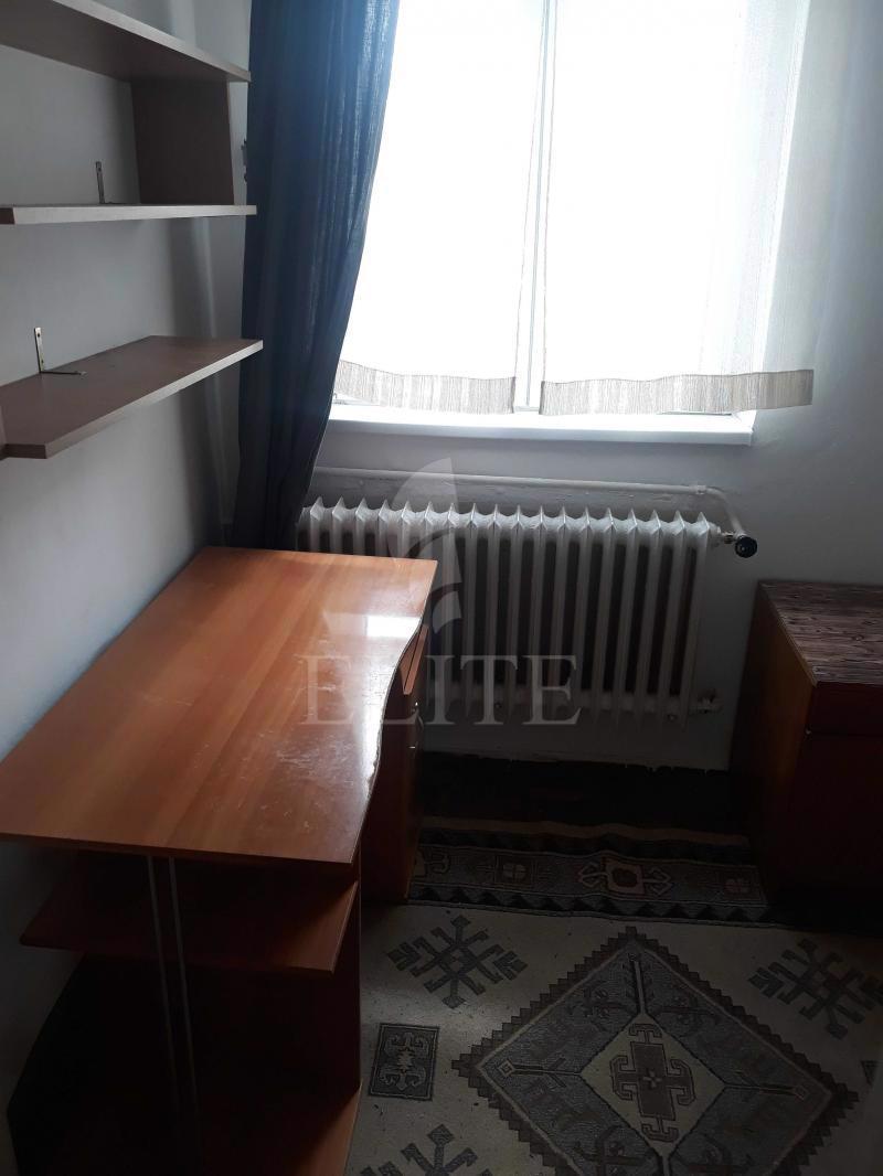 Apartament 3 camere în zona GHEORGHENI-916253