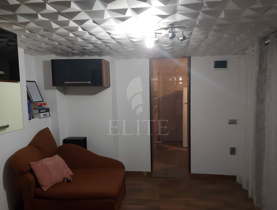 Apartament 2 camere în zona CENTRALA-948249