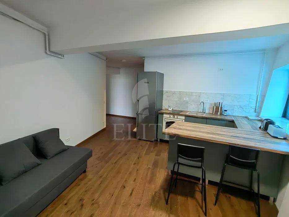 Apartament 2 camere în zona HOTEL TULIP-954173