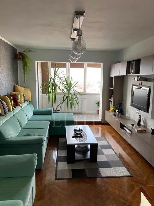 Apartament 3 camere în zona BAITA-960729