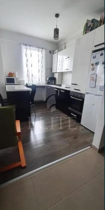 Apartament 3 camere în zona Dambu Rotund-960924