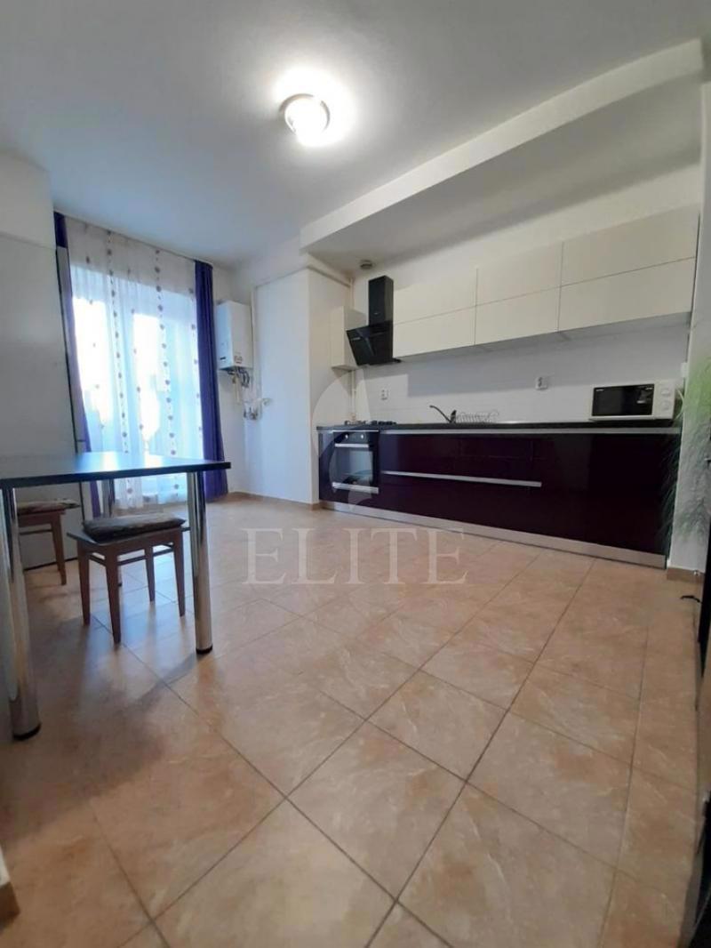 Apartament 3 camere în zona OASULUI-962595