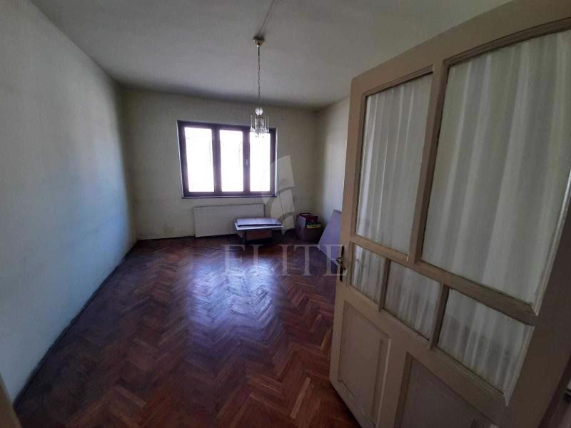 Apartament 2 camere în zona 7 strazi-965532