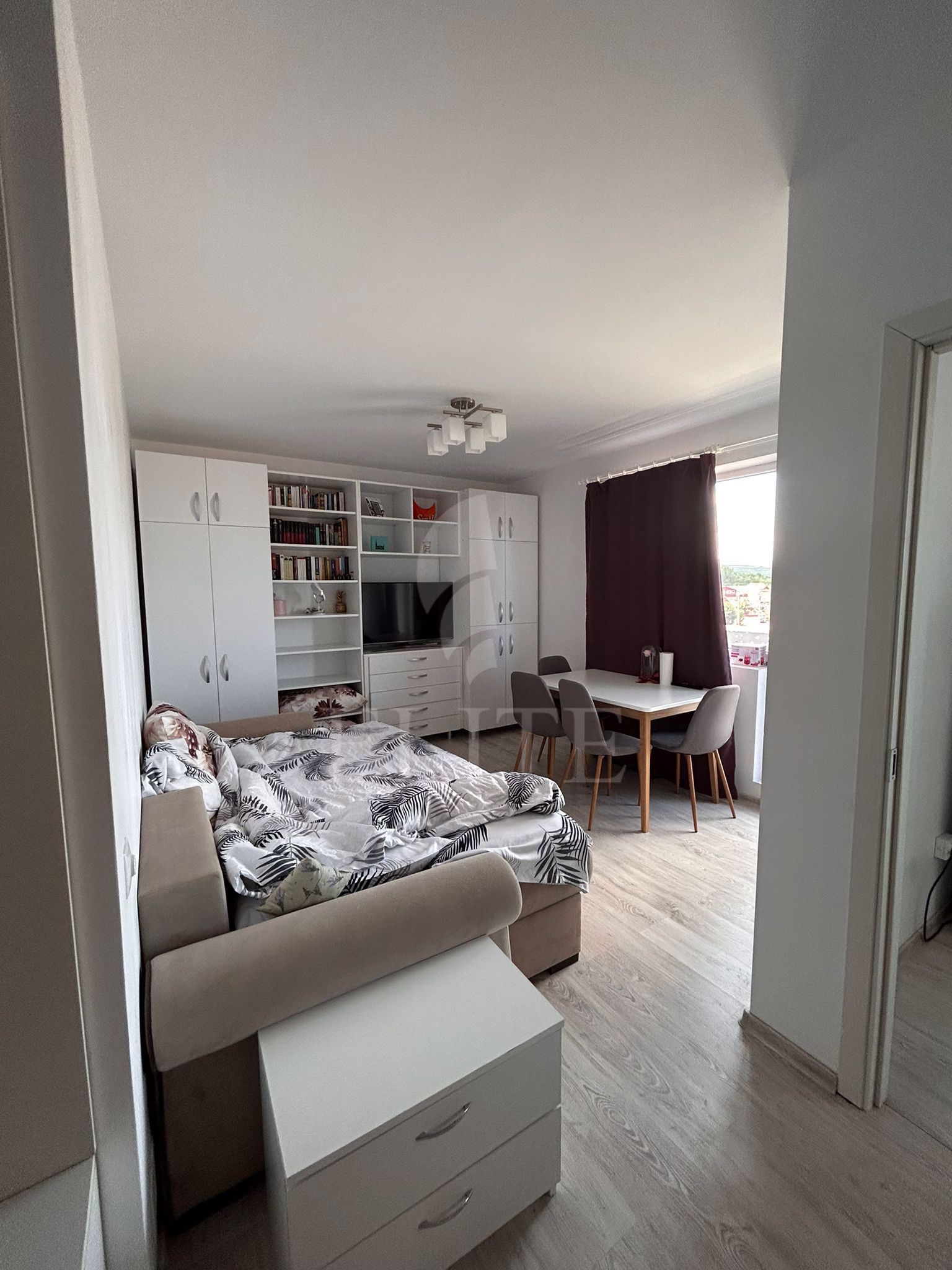 Apartament o camera în zona AMBIENT-966141