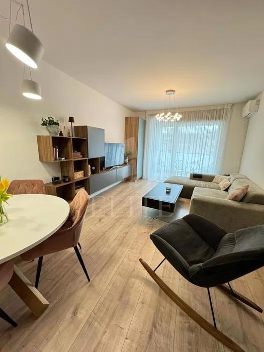 Apartament 2 camere în zona SEMICENTRALA-966477