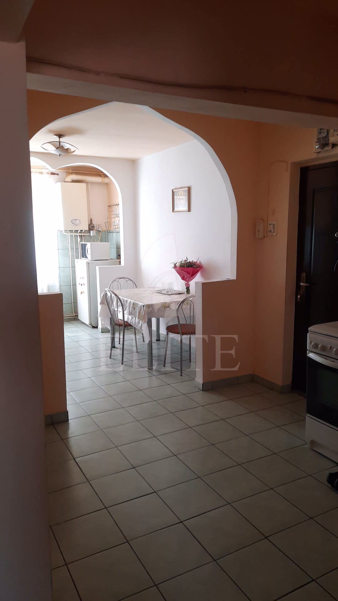 Apartament 3 camere în zona P-TA FLORA-967034