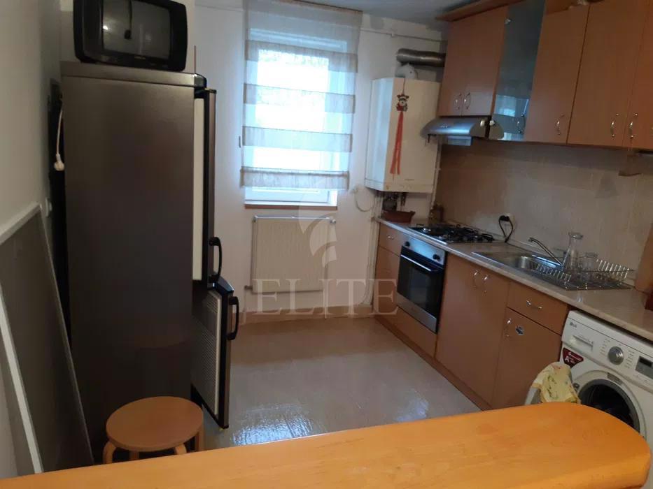 Apartament 3 camere în zona INTERSERVISAN-973165