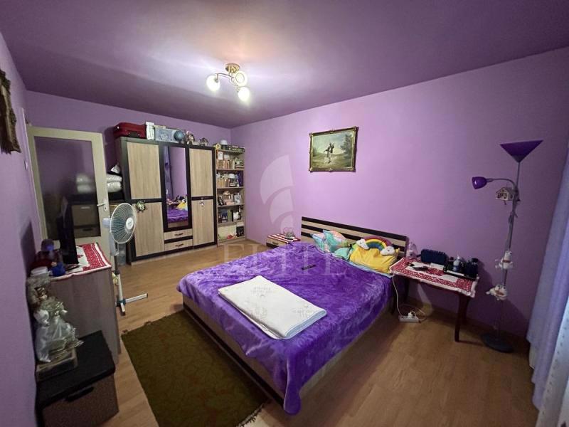 Apartament 3 camere în zona CAMPULUI-974085