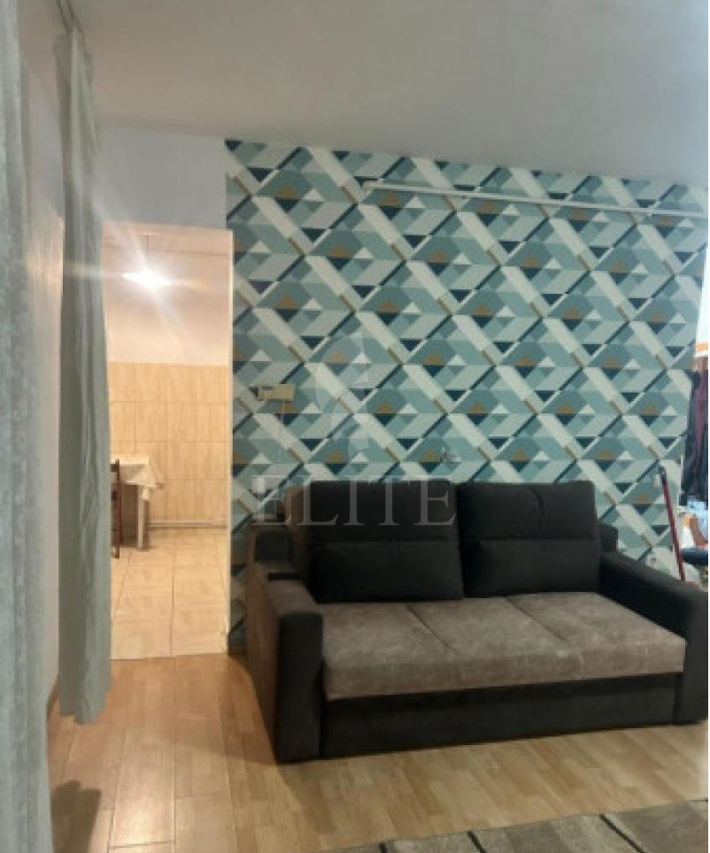 Apartament o camera în zona INTRE LACURI-974196