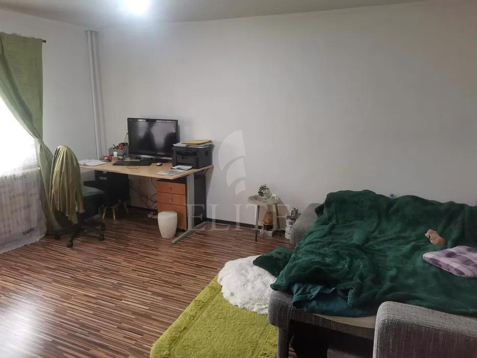 Apartament o camera în zona KAUFLAND-974650