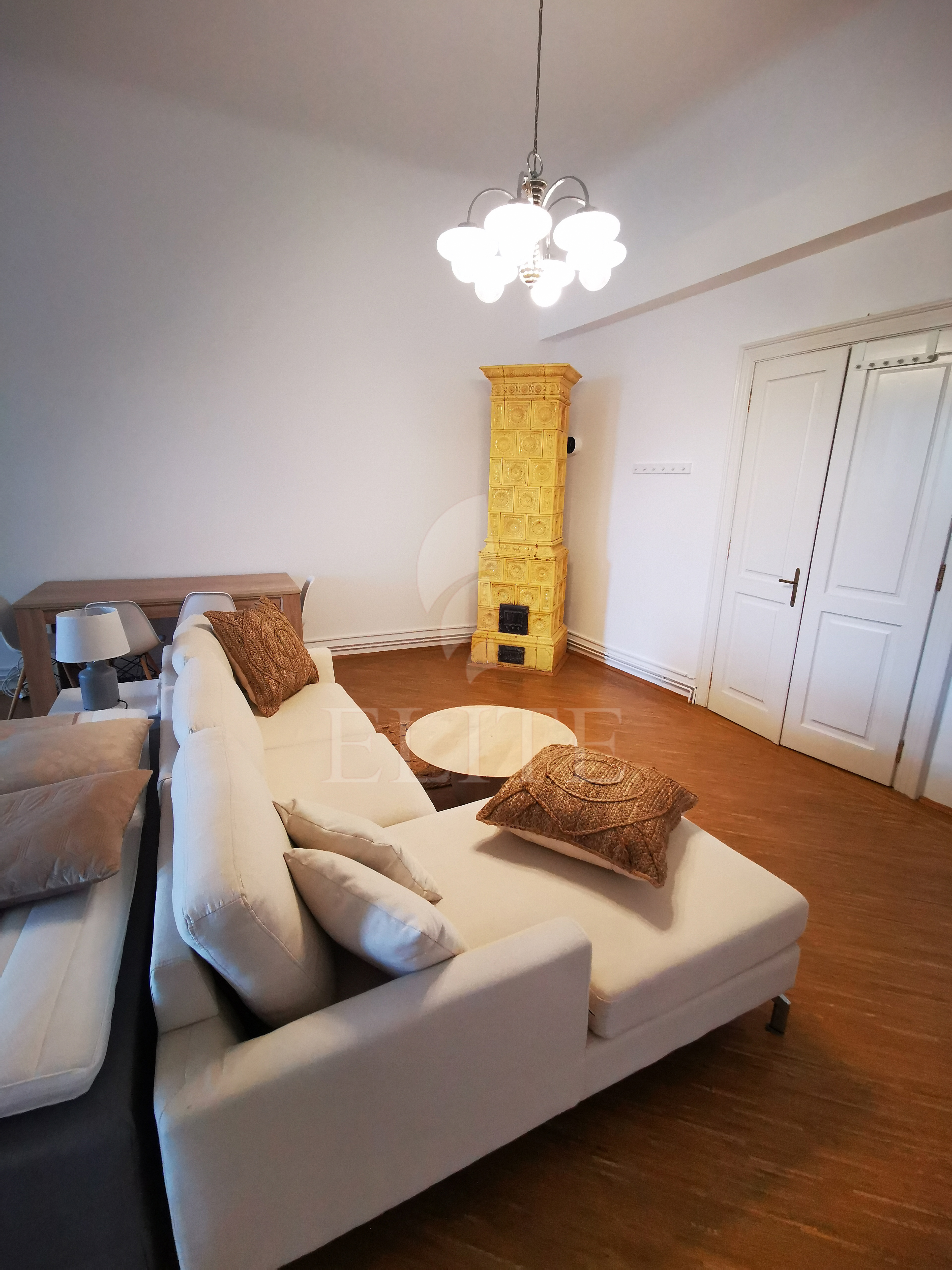 Apartament o camera în zona Piata Unirii-977394