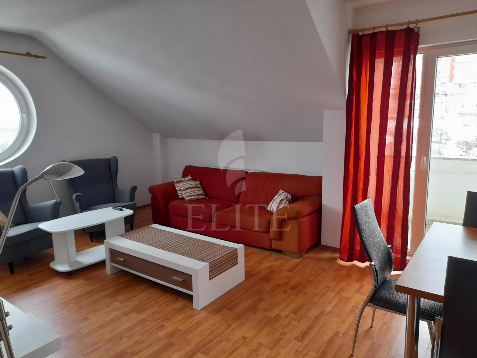 Apartament 3 camere în zona Sigma Center-978523