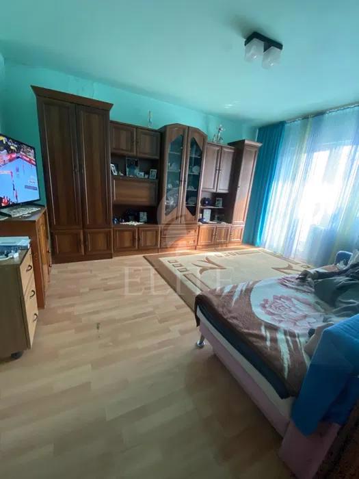 Apartament 4 camere în zona NEGOIU-978699