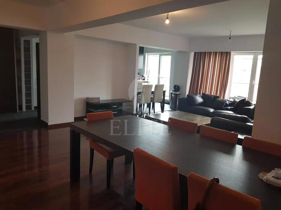 Apartament 3 camere în zona PLOPILOR-979640