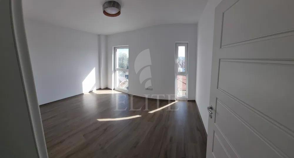 Apartament 3 camere în zona IRIS-980119