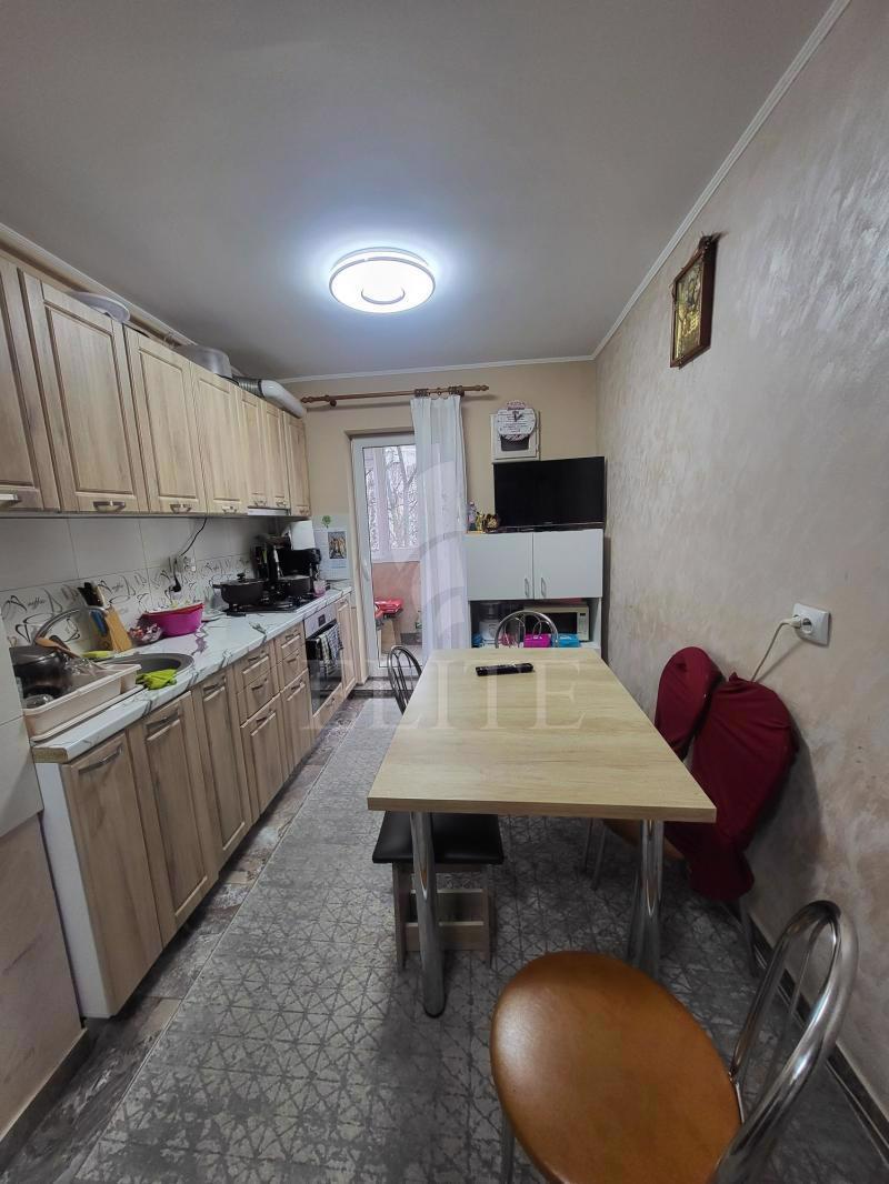 Apartament 2 camere în zona PRITAX-980748