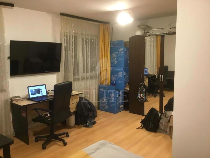 Apartament 4 camere în zona MEHEDINTI-982143