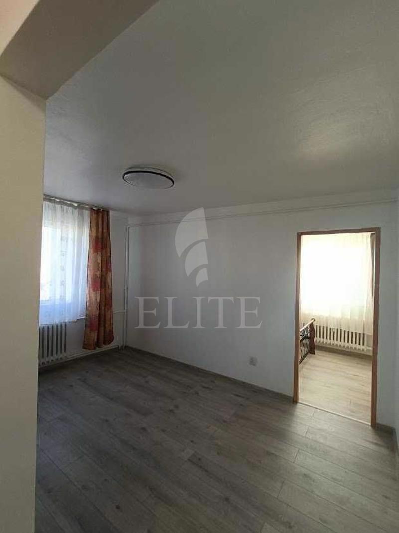 Apartament 2 camere în zona HERMES-991491