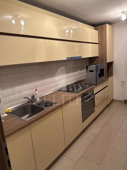 Apartament 4 camere în zona GHEORGHE DIMA-991819