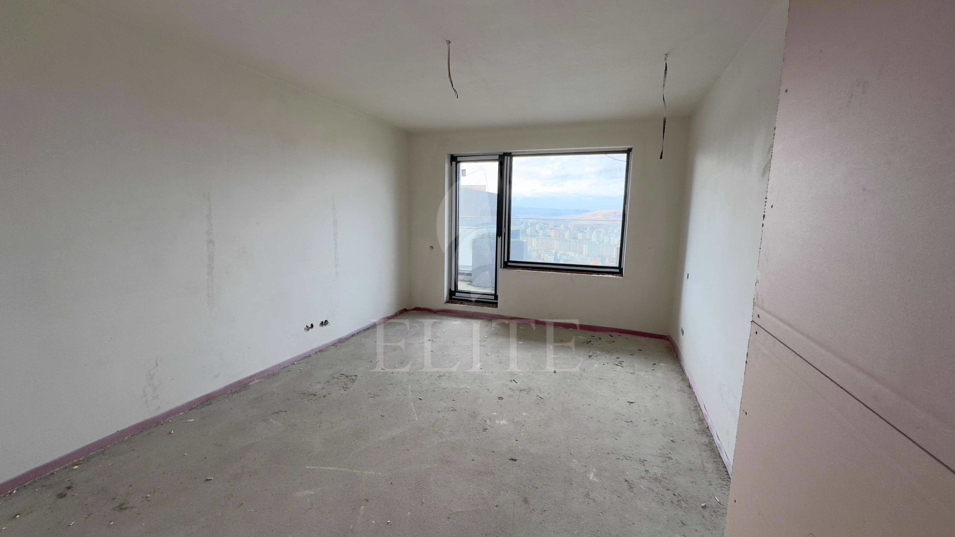 Apartament 3 camere în zona HOTEL TULIP-992436