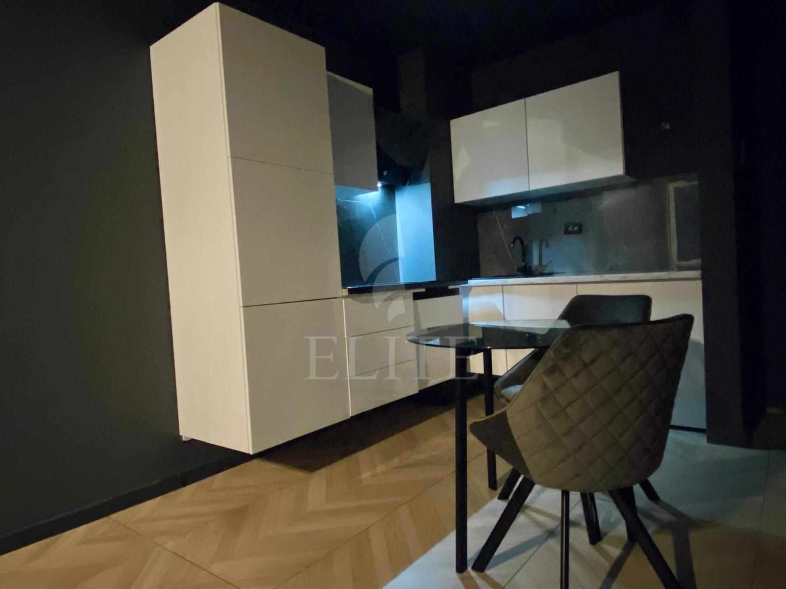 Apartament 2 camere în zona TRAIAN-992564